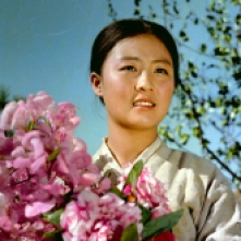 The Flower Girl (1972: Pak Hak, Choe Ik-kyu)
